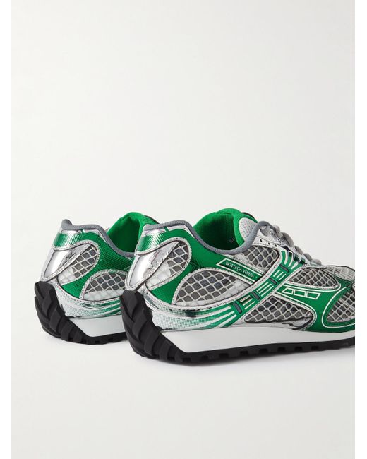 Sneakers in gomma metallizzata di Bottega Veneta in Green da Uomo