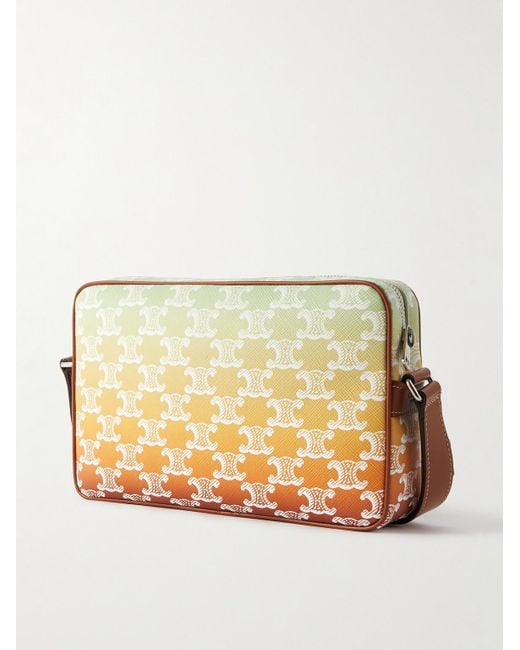 Céline Triomphe Umhängetasche aus beschichtetem Canvas mit Logoprint und Lederbesatz in Natural für Herren