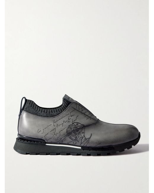 Sneakers slip-on in pelle Venezia con finiture in cashmere e motivo Scritto di Berluti in Black da Uomo