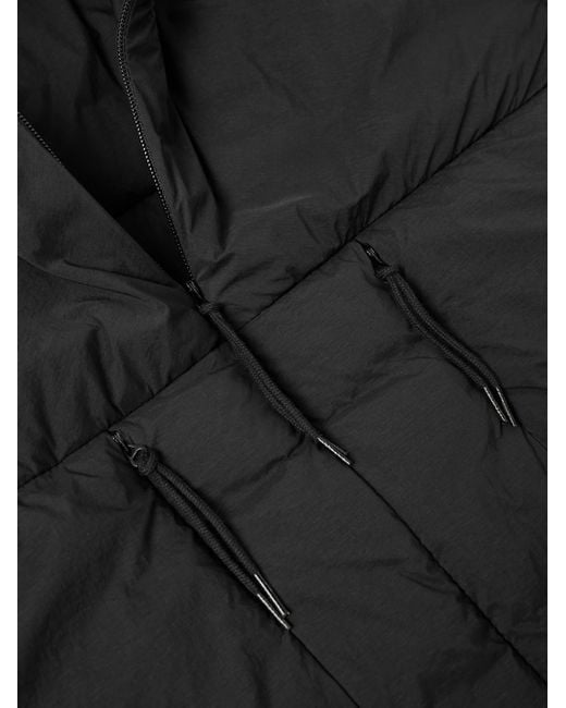 Stone Island Daunenjacke aus gestepptem Shell mit kurzem Reißverschluss und Logodetail in Black für Herren