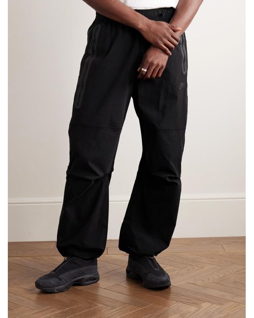 Pantaloni A Gamba Dritta di Nike in Black da Uomo