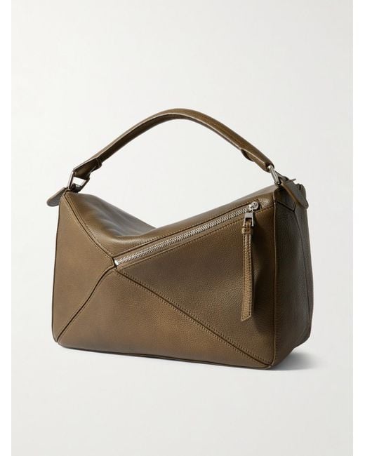Loewe Puzzle Edge Large Umhängetasche aus vollnarbigem Leder mit Logoprägung in Brown für Herren