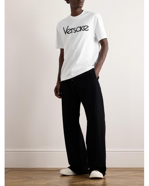 Versace T-Shirt aus Baumwoll-Jersey mit Logostickerei in Natural für Herren