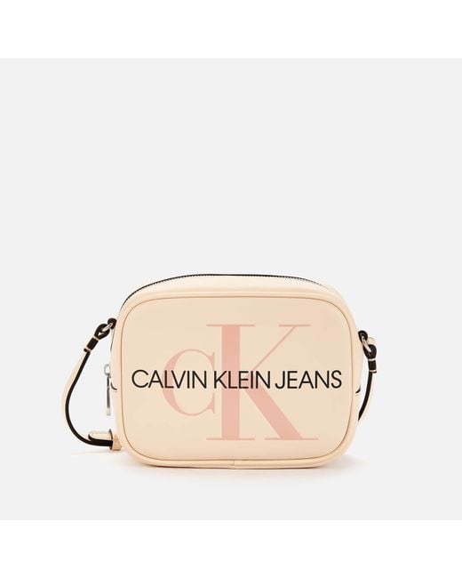 Calvin Klein Sculpted Camera Bag Mono in Natural | Lyst