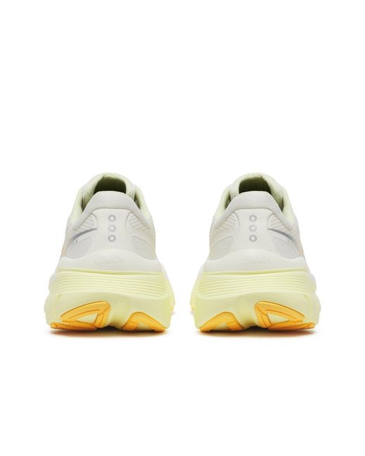 Saucony White Guide 19