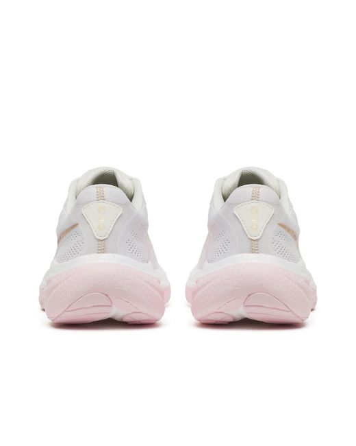 Saucony White Ride 19