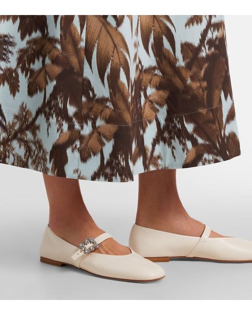Roger Vivier White Roundytoe Leather Ballet Flats