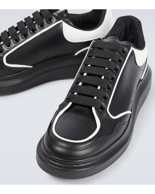 Zapatillas oversize Alexander McQueen de hombre de color Black