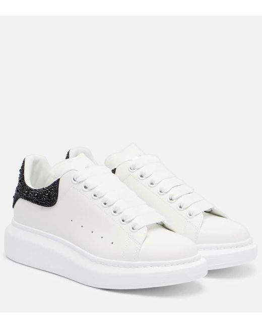 Zapatillas Oversized De Piel Adornadas Alexander McQueen de color White