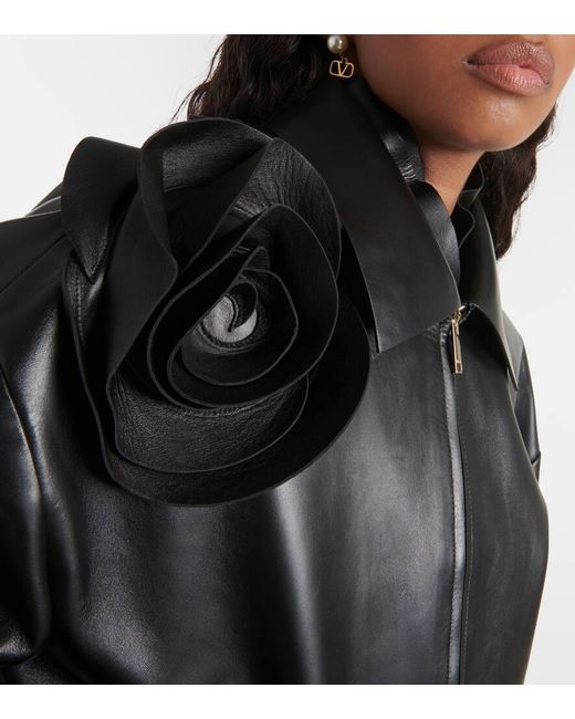 Chaqueta de piel con aplique floral Valentino de color Black