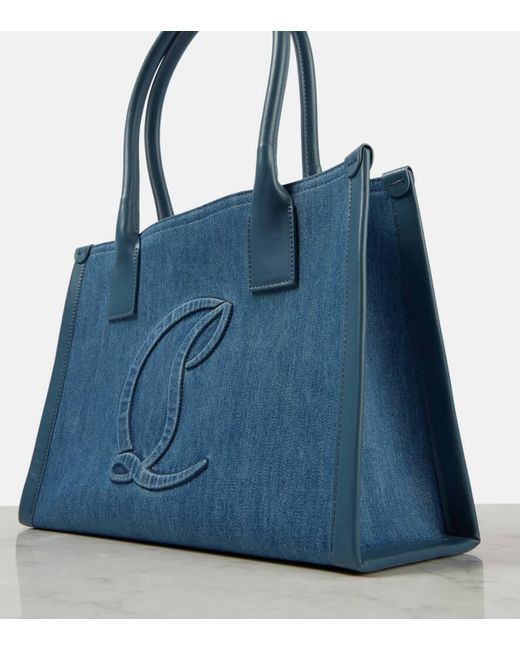 ■CHRISTIAN LOUBOUTIN By My Side E/W 大型デニムトートバッグ Christian Louboutin By My Side E/W Large Denim Tote Bag in