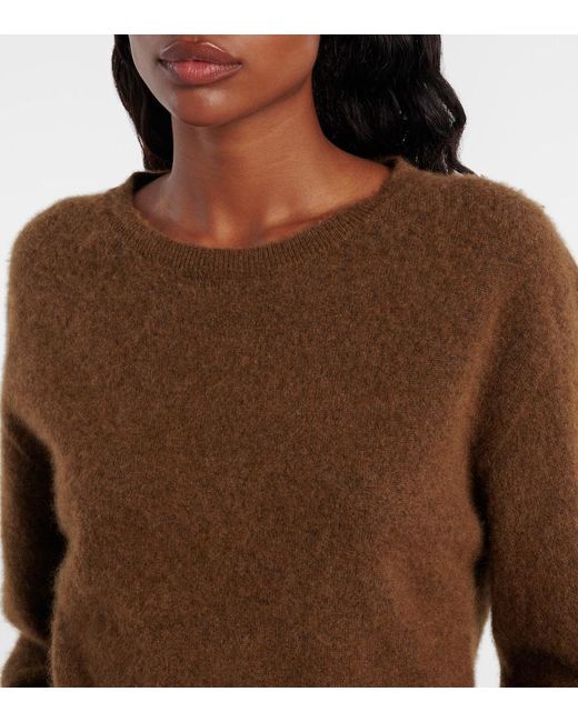 Pullover Lorynna di The Row in Brown