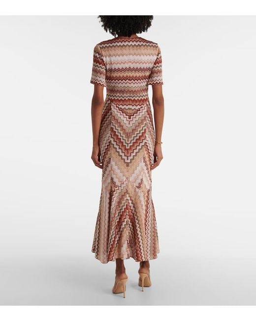 Abito Lungo Svasato Con Motivo Zig Zag Seghettato Lamé Missoni de color Multicolor