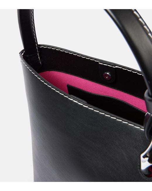 Bolso saco Corner de piel J.W. Anderson de color Black