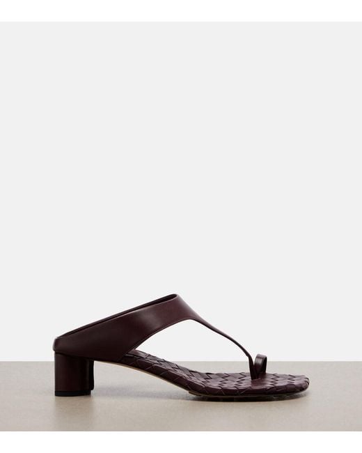 Bottega Veneta Brown Livia Intrecciato Leather Thong Sandals