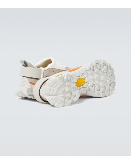 Roa White Rozes Sneakers for men