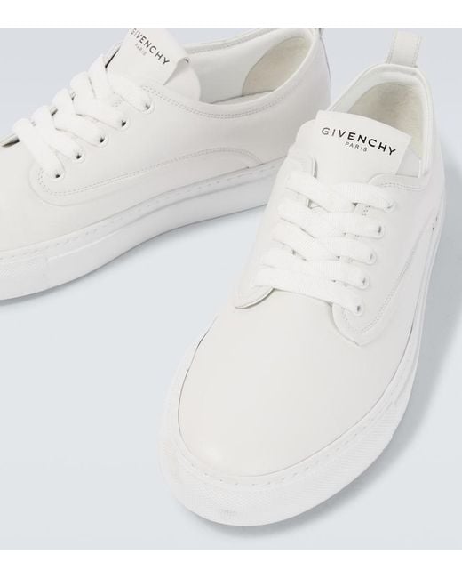 Baskets En Cuir A Logo Givenchy pour homme en coloris White