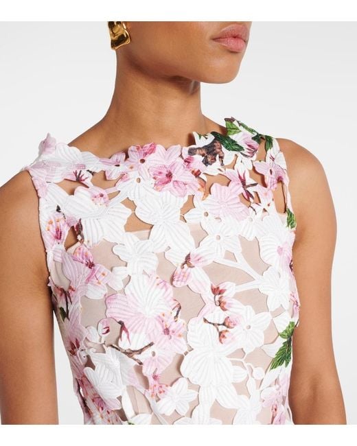 Oscar de la Renta White Floral Guipure Lace Gown