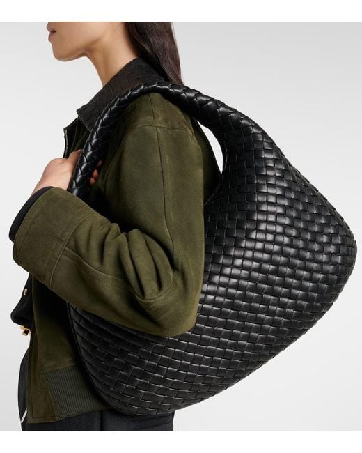 Bottega Veneta Black Schultertasche Veneta Medium Aus Leder