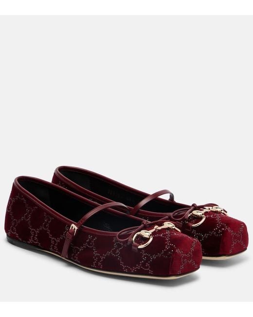 Bailarinas De Terciopelo Con Horsebit Gucci de color Red
