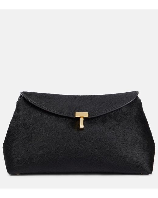Totême  Black Clutch T-Lock Small Aus Kalbshaar