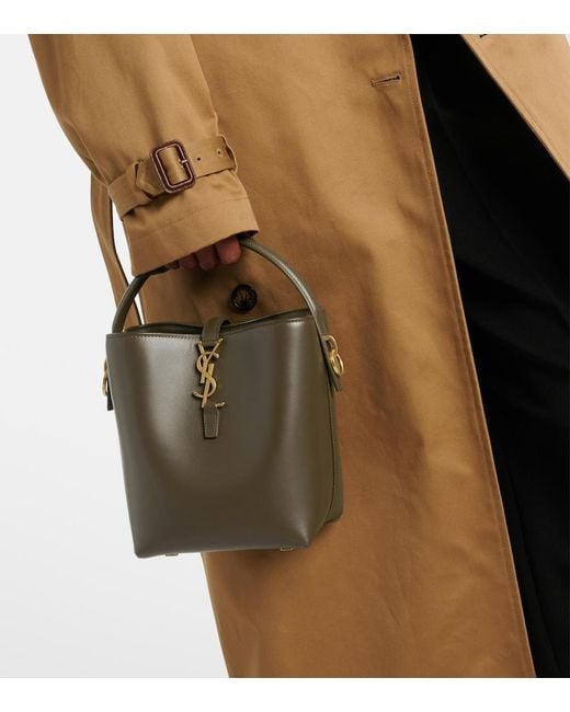 Bolso Saco Le 37 De Piel Saint Laurent de color Green