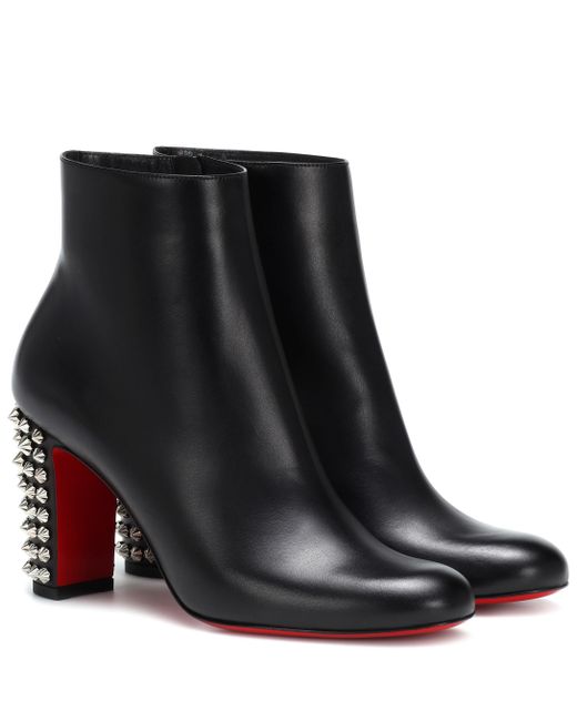 suzi folk louboutin