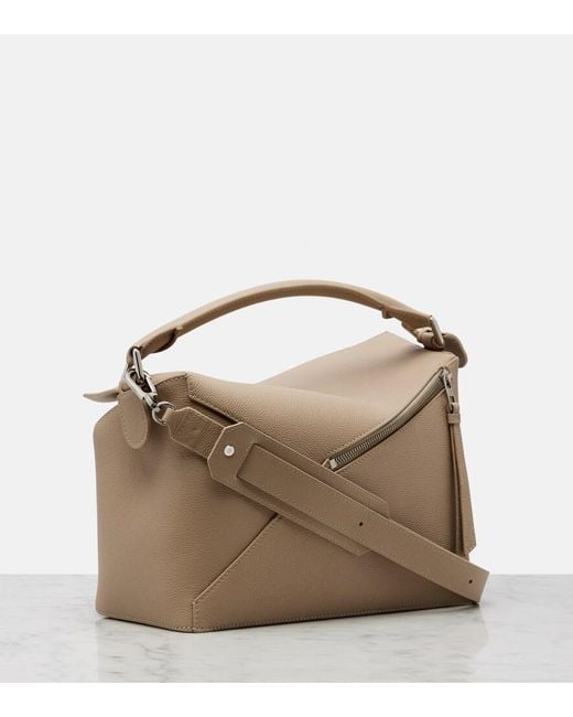 Borsa A Mano Puzzle Edge Medium di Loewe in White