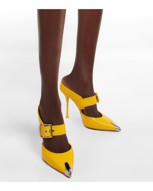 Alexander McQueen Buckled Leather Pumps in Yellow | Lyst