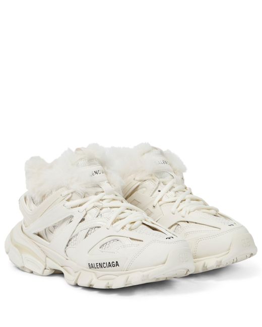 Balenciaga White Sneakers Track 3.0 mit Faux Fur