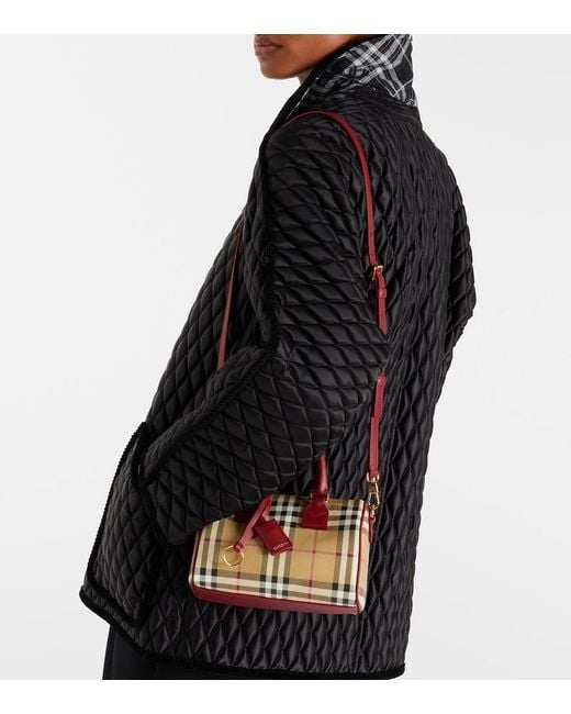 Borsa Check Piccola di Burberry in Red