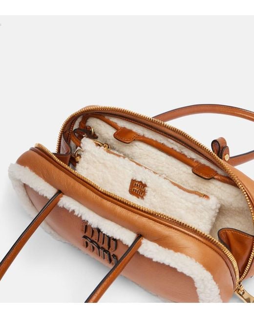 Bolso Arcadie Medium De Piel Miu Miu de color Brown