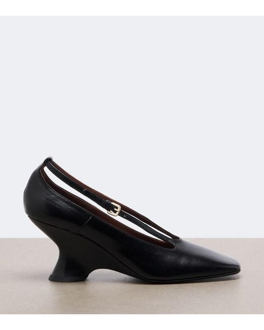 Dries Van Noten Black Leather Pumps