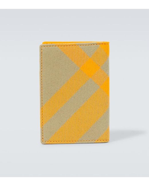 Tarjetero plegable a cuadros Burberry de hombre de color Yellow