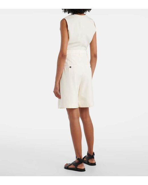 Bermudas De Lana Virgen Con Cinturon Rohe de color White
