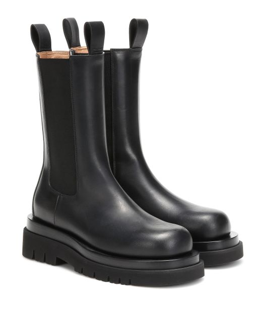 Bottega Veneta Lug Leather Ankle Boots in Black | Lyst