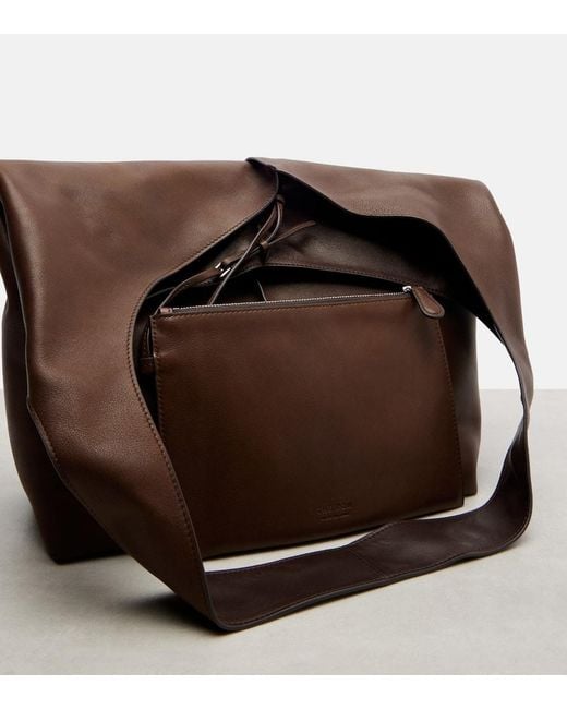 The Row Brown Schultertasche Bindle Medium Aus Leder