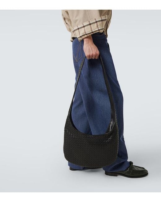 Bottega Veneta Messenger Bag Veneto Aus Leder in Black für Herren