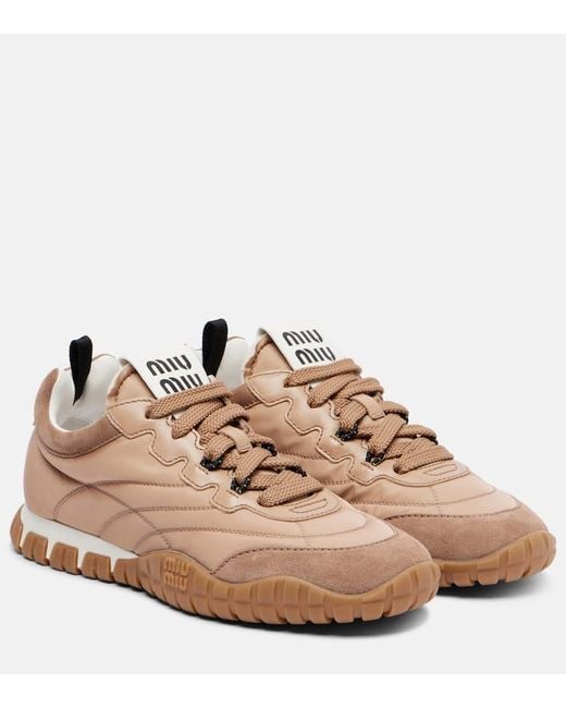 Zapatillas Con Ante Miu Miu de color Pink