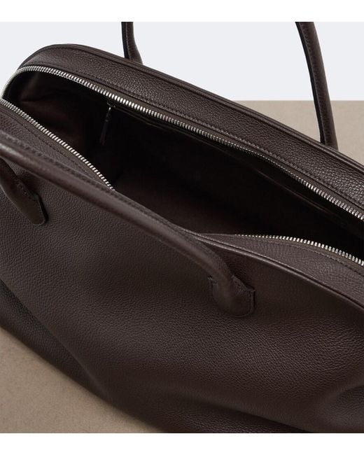 Shopper Agnes 12 di The Row in Black