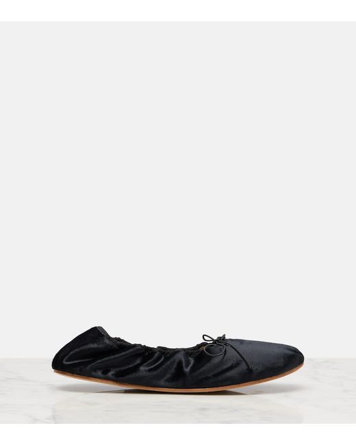 Bailarinas Round De Terciopelo The Row de color Black