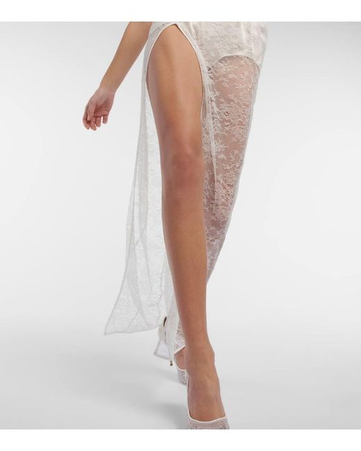 Vestido De Novia En Encaje Con Aberturas Nensi Dojaka de color White