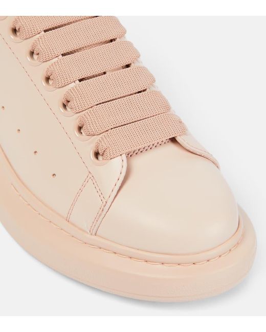 Zapatillas Oversized de piel Alexander McQueen de color Pink