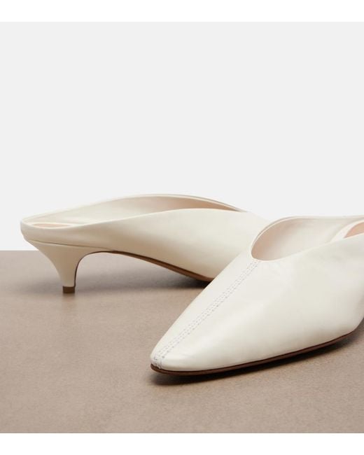 Bottega Veneta White Vesta Leather Mules