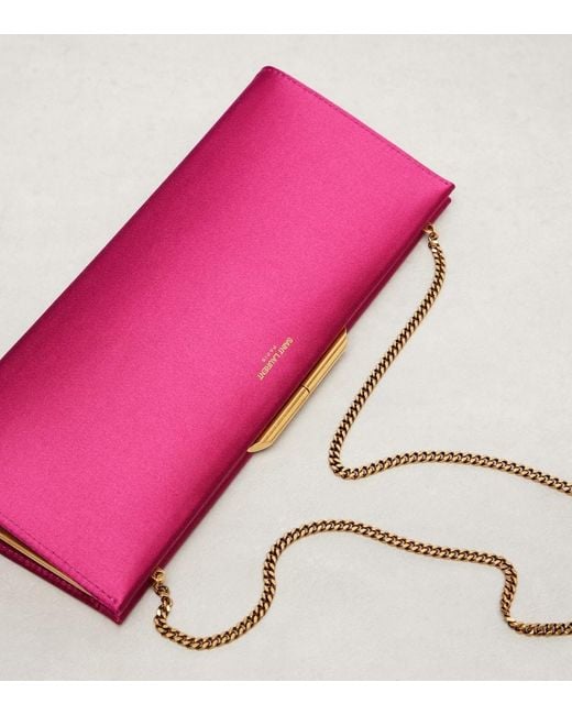 Clutch Midnight Small De Saten Saint Laurent de color Red