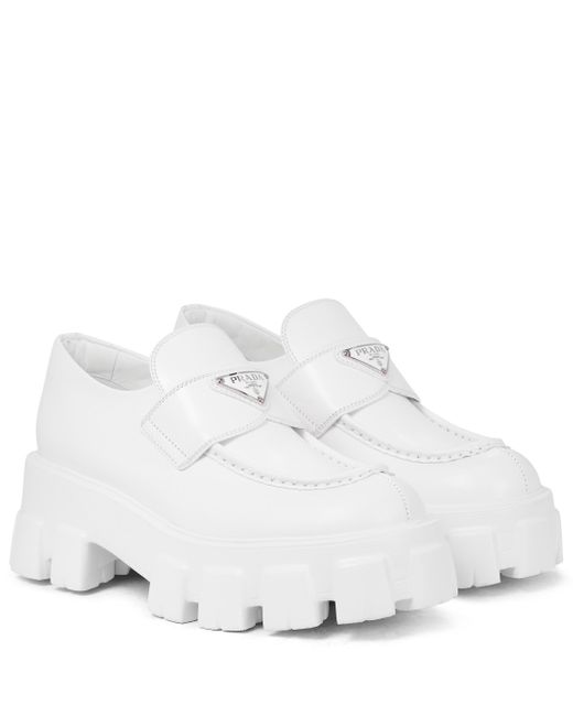 Mocassini Monolith in pelle con platformPrada in Pelle di colore Bianco |  Lyst
