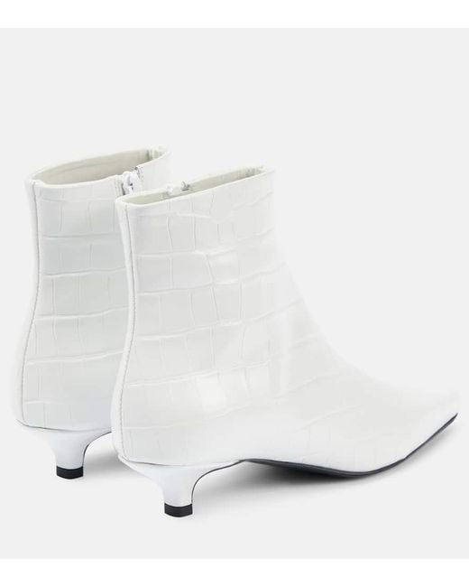 Totême  White Ankle Boots The Croco Slim aus Leder