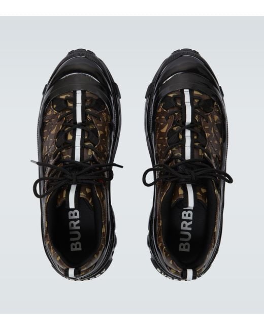 burberry running shoes