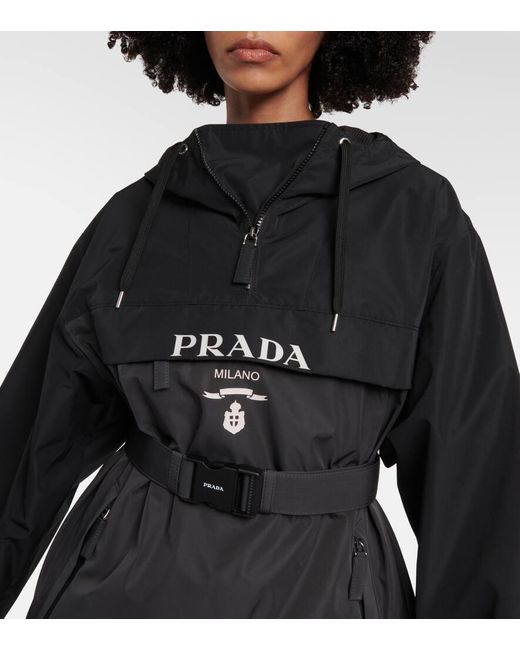 Impermeable Con Capucha Y Cinturon Prada de color Black