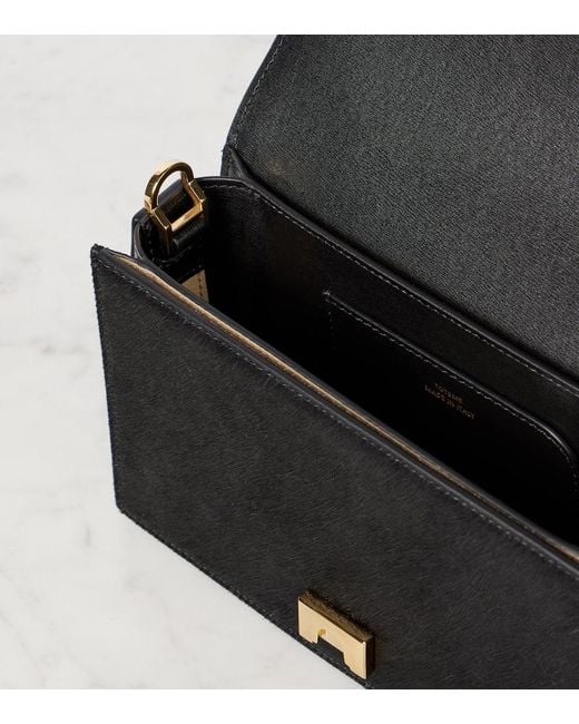 Totême  Black Tote T-Flap Mini Aus Kalbshaar